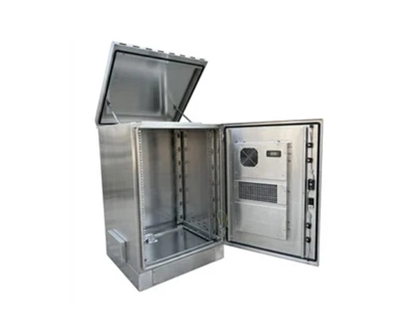 STURDX Climate Series™ 20U IP66 Weatherproof Stainless Steel Outdoor Network Cabinet with Air Conditioner | 24" × 39" (600 × 1000 mm) | 19-Inch Rack Enclosure