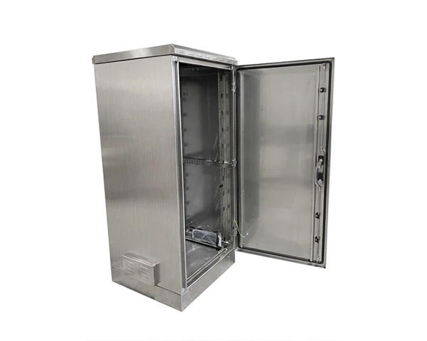 STURDX Essential Series™ 32U IP66 Weatherproof Stainless Steel Outdoor Network Cabinet | 24" × 32" (600 × 800 mm) | 19-Inch Rack Enclosure